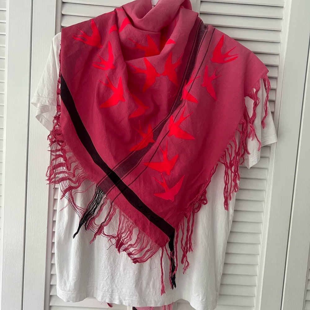 Leigh and Luca scarf, Pink Velvet Frock Freedom